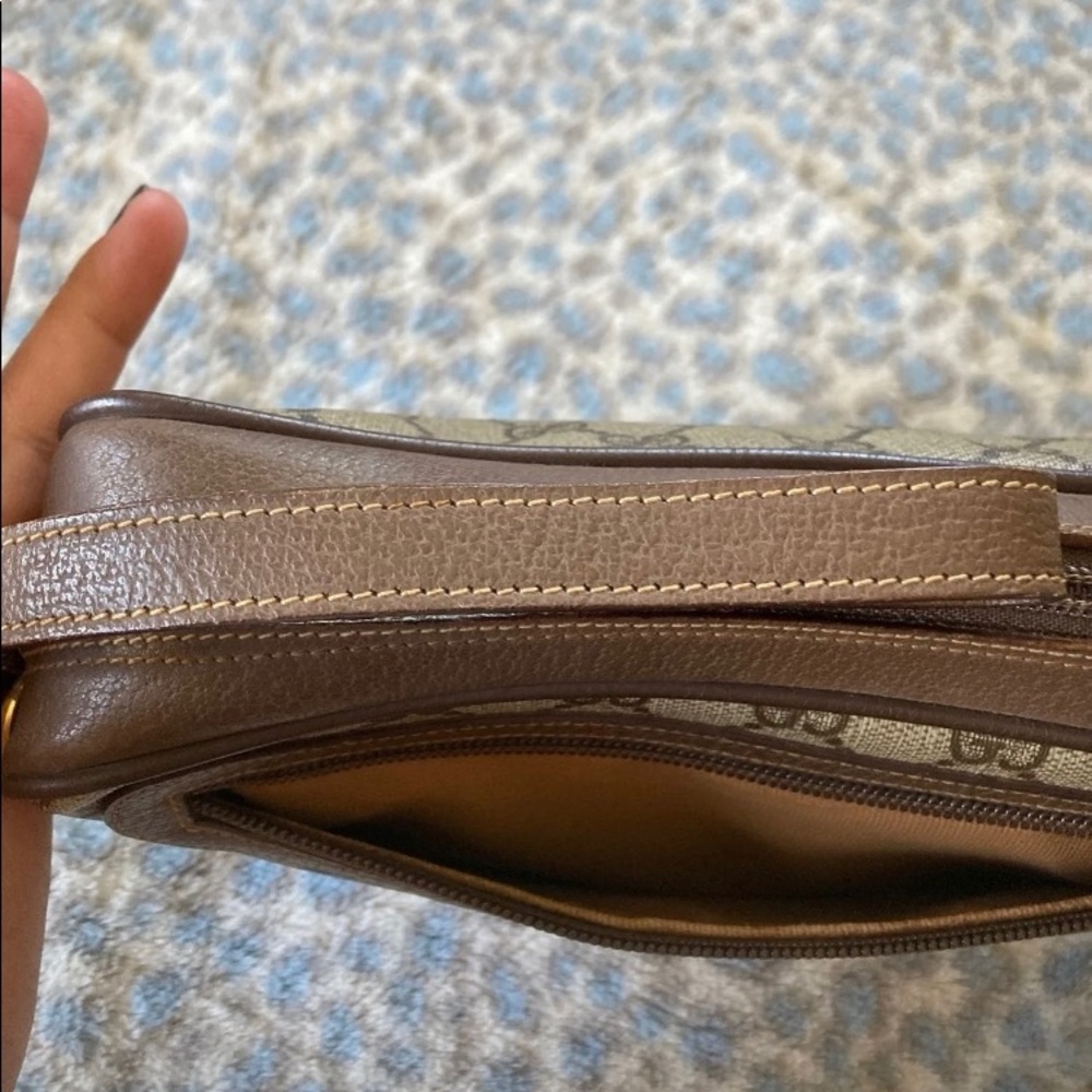 ❌SOLD❌Gucci pouch - Picture 9 of 12